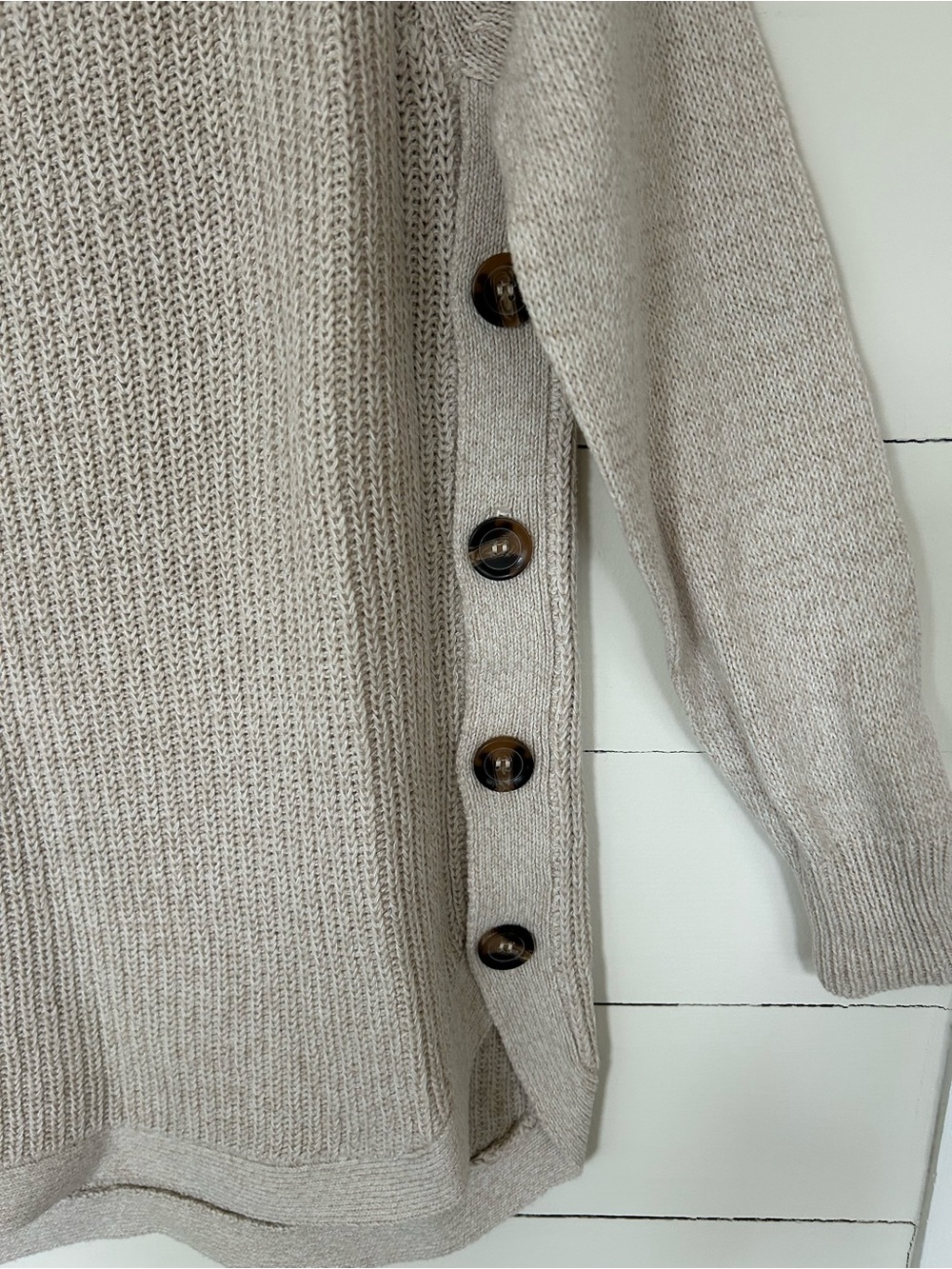 RD Style Cream Knit Scoop-Neck Button Side Sweater. Size XL - Picture 3 of 4